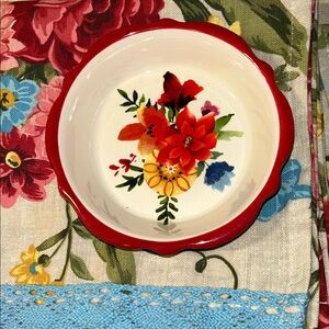 Pioneer Women 1 Pair of Tier Curtains EUC Floral Print & Mini Pie Dish No Stains